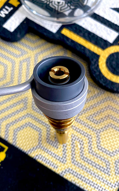 The MiniNail eNail Silicon Carbide Deep Dish with Titanium Nail and Coil