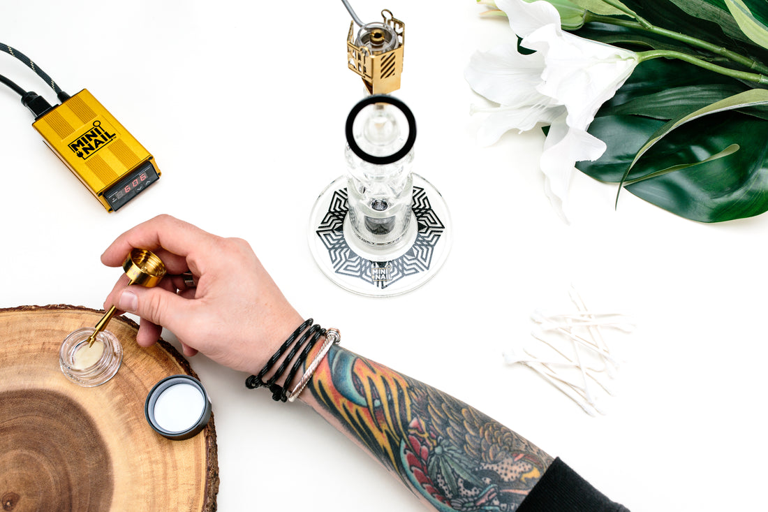 How to Clean an Enail: Best Practices for Quartz vs. Titanium Nails