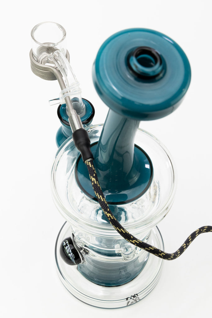 J-Seal Glass eNail Dab Rig Aqua MiniNails and Slugworth Top View