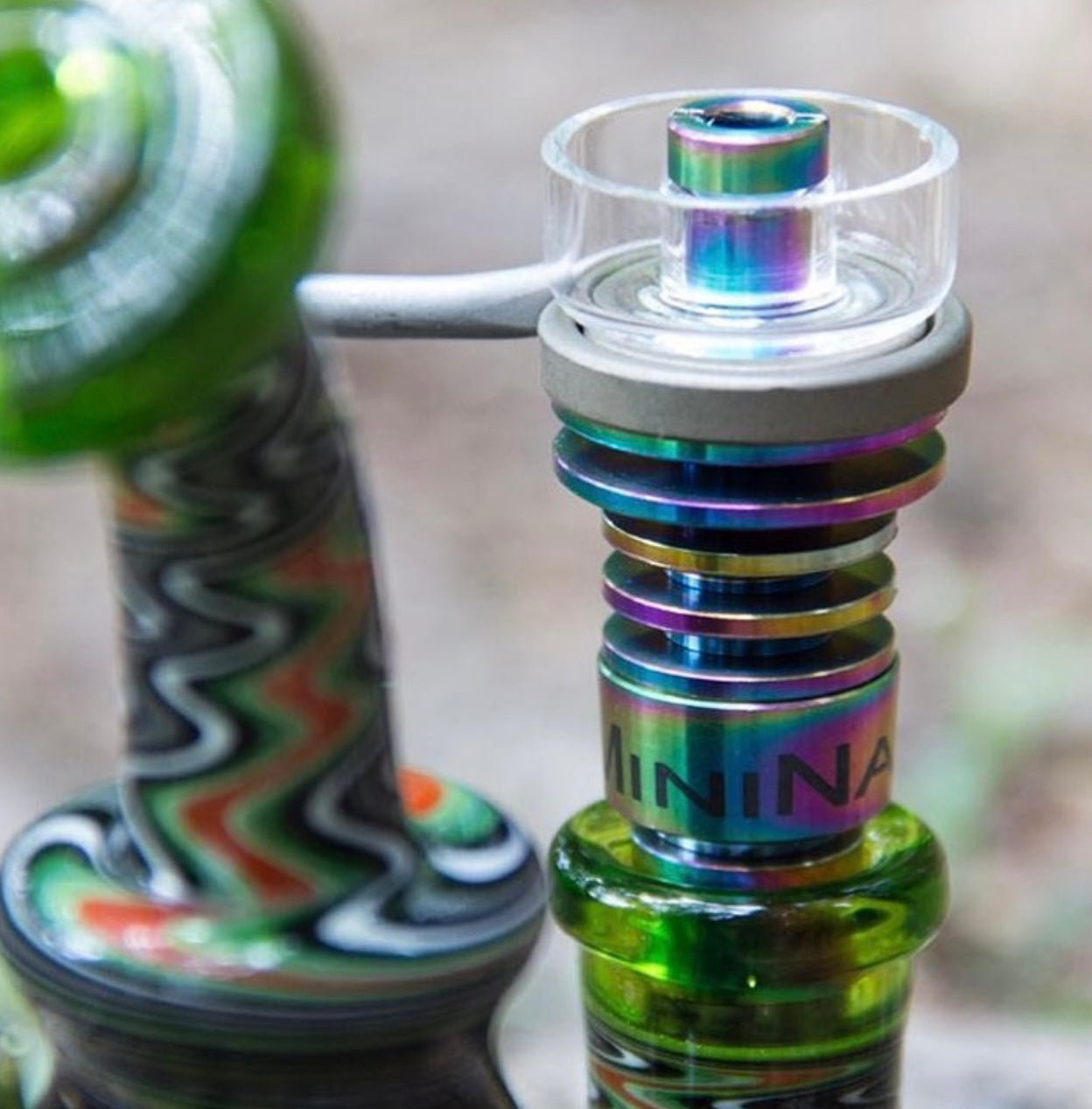 Mini Nail Shallow Quartz Dish on Flat Coil