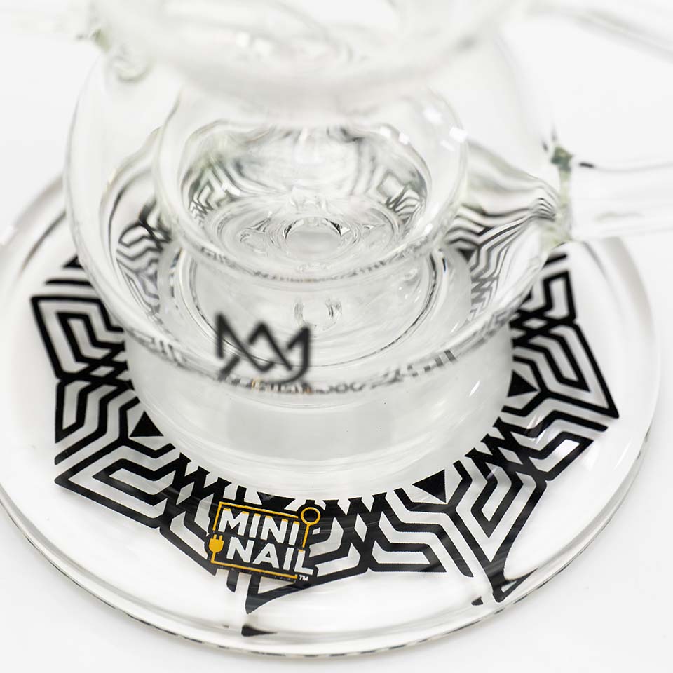 MiniNail and MJA Titan XL enail Dab Rig Glass Dab Rig Wide Base